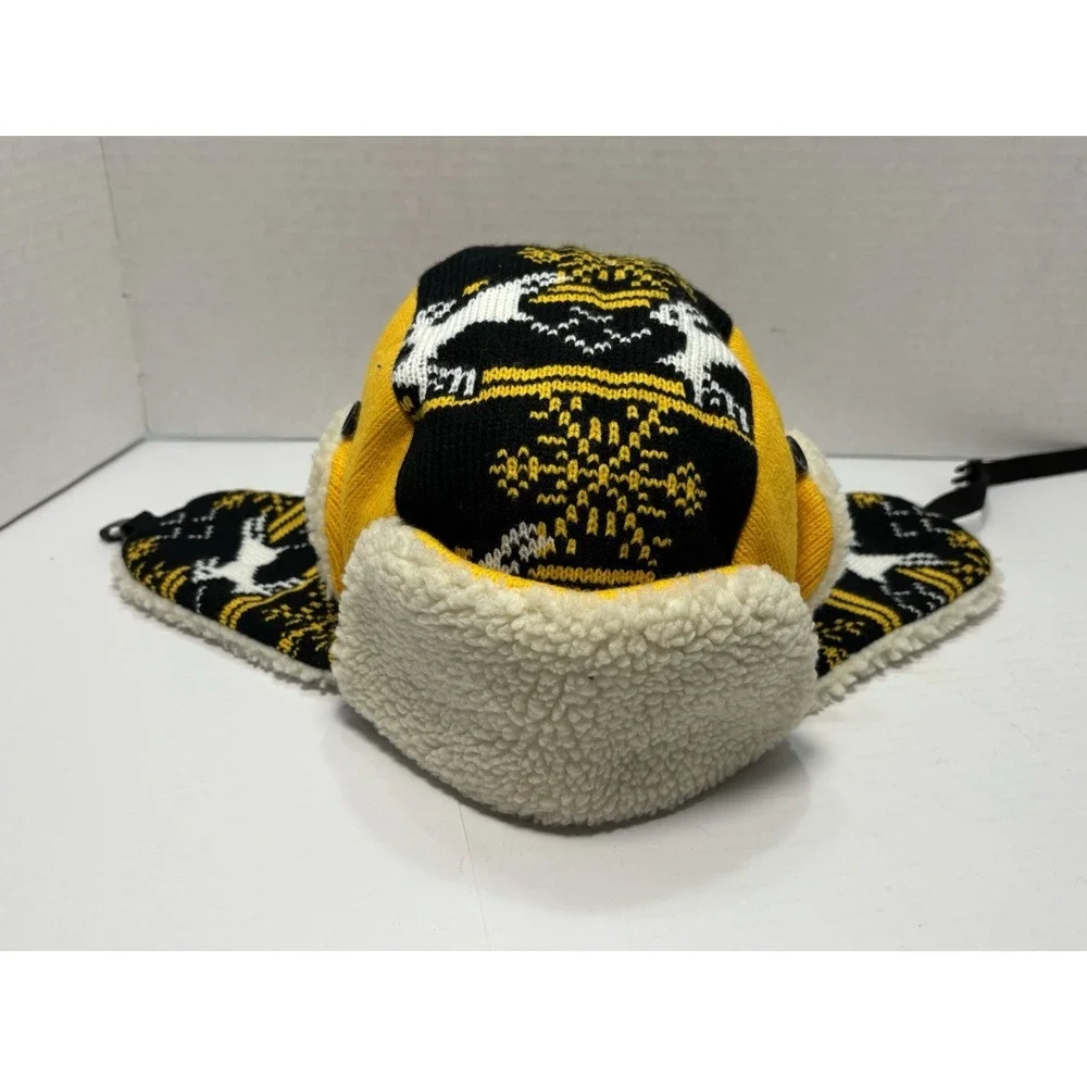Pittsburgh Trapper Hat Quilted /Sherpa Lined Winter Cap Pirates Steelers Colors‎